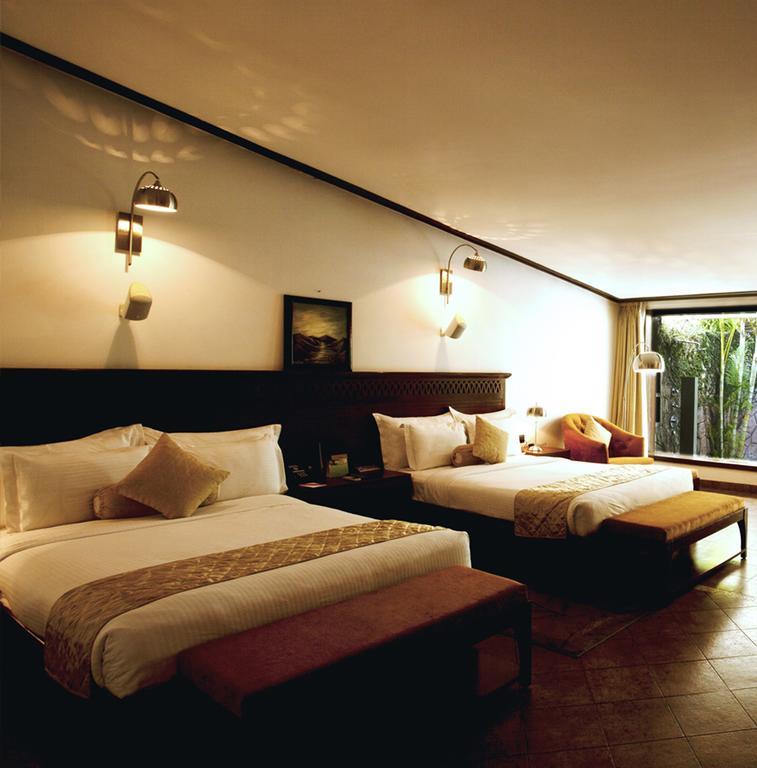Hotel Leonia Holistic Destination Shamirpet Zimmer foto